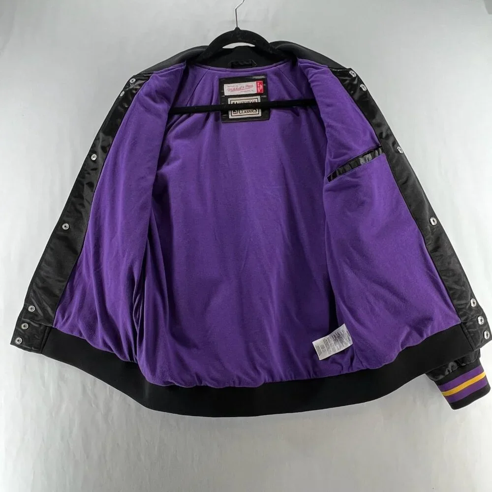 Mitchell & Ness Los Angeles Lakers Youth L 14/16 Varsity Jacket NBA Black/Purple - Picture 4 of 16